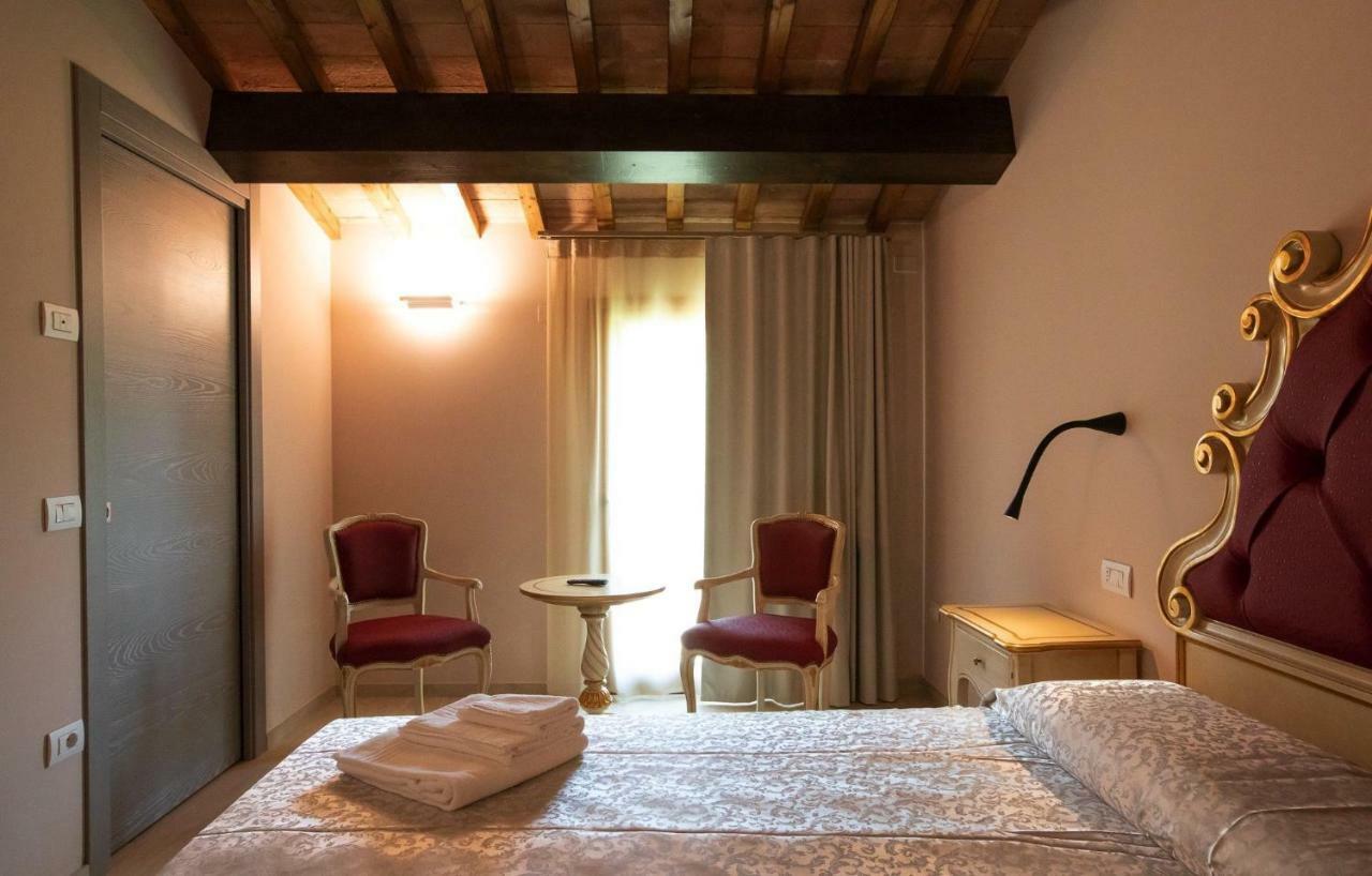Villa Borgo Rossi à La Strada Extérieur photo